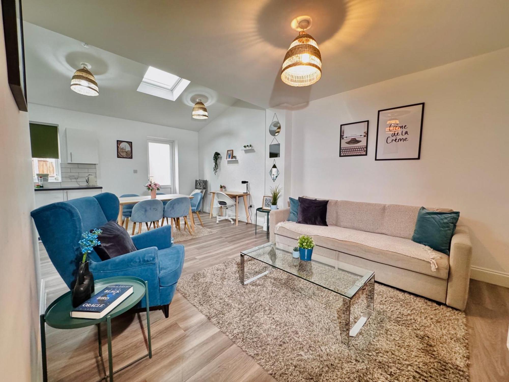 Cosy 1-Bed Flat 30Min To Central London & Parking Eksteriør bilde